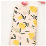 tissu coton imprimé citrons feuilles chats illustration simple vert olive marron blanc beige clair