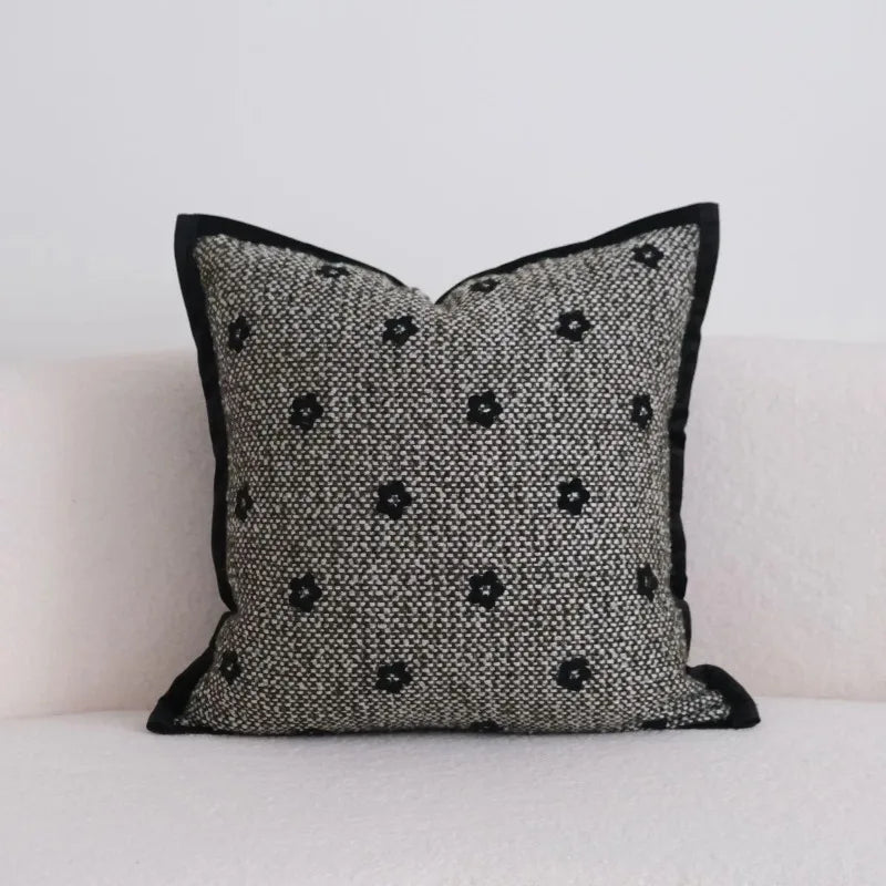 housse coussin polyester motif fleurs noir fond gris nordic contemporain adhésif décoration maison voiture