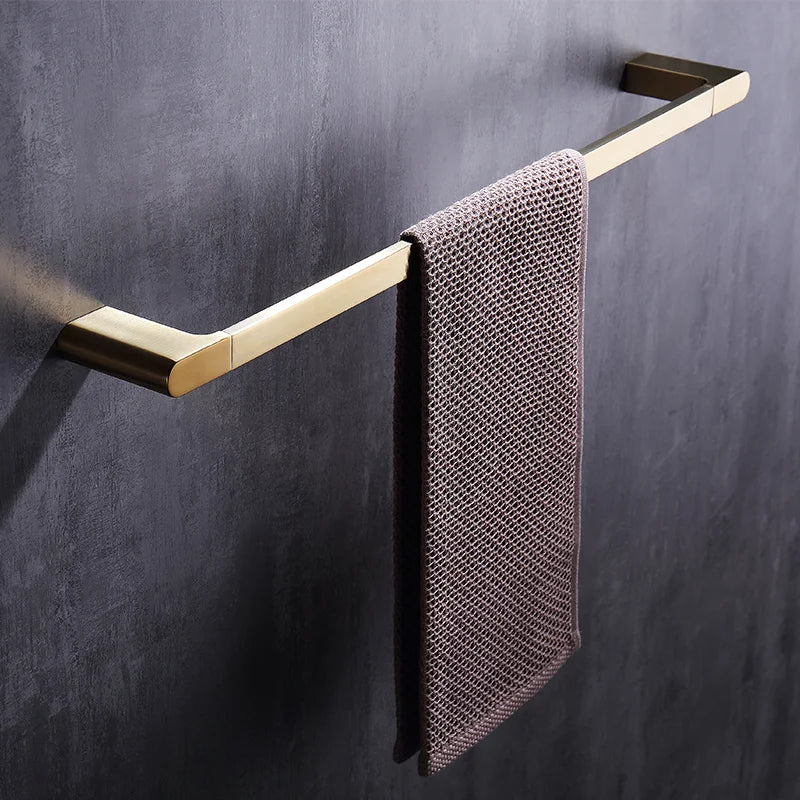 accessoires salle bain doré moderne porte serviettes fixations murales ensemble quincaillerie