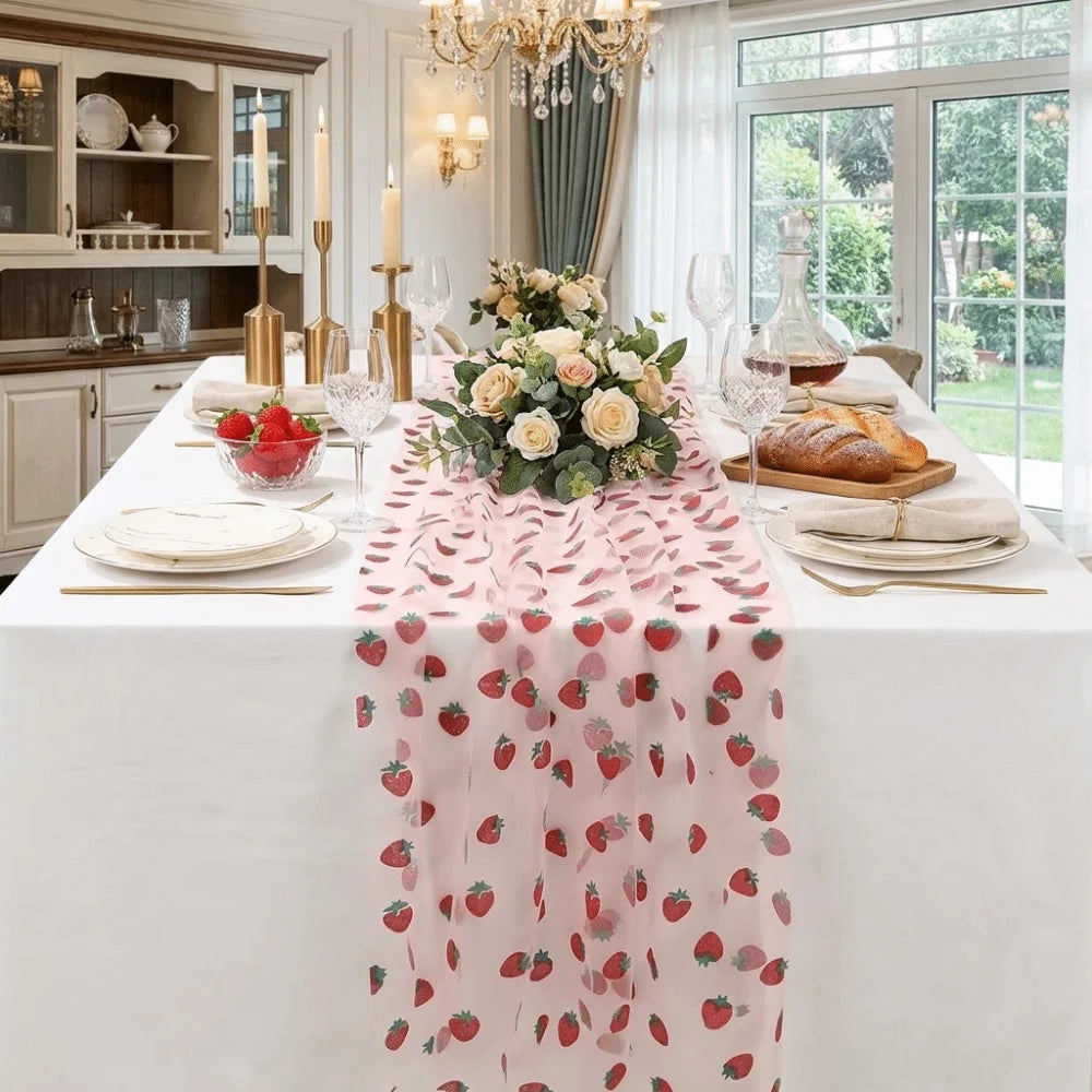 nappe runner transparent rose fraises motifs floral mariage table decoration champetre