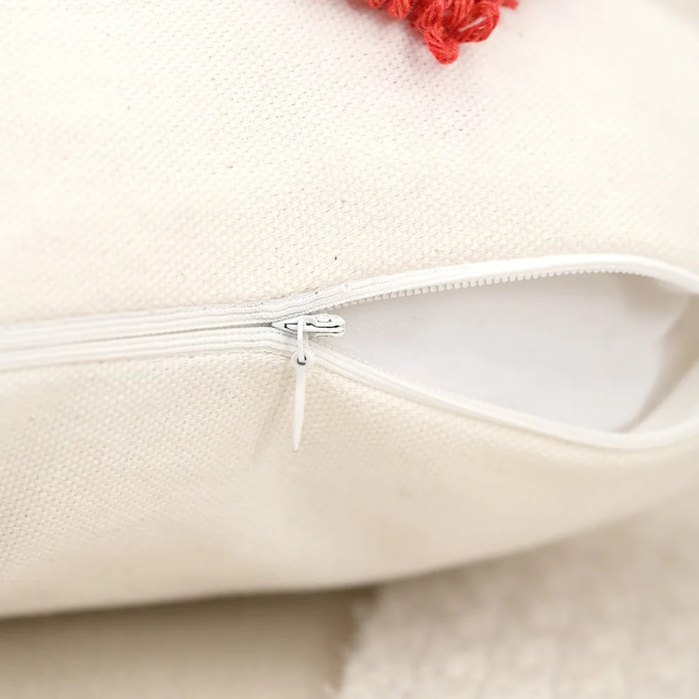housse coussin brodée velours coton motif cœur relief rose décoration maison valentin 45x45cm