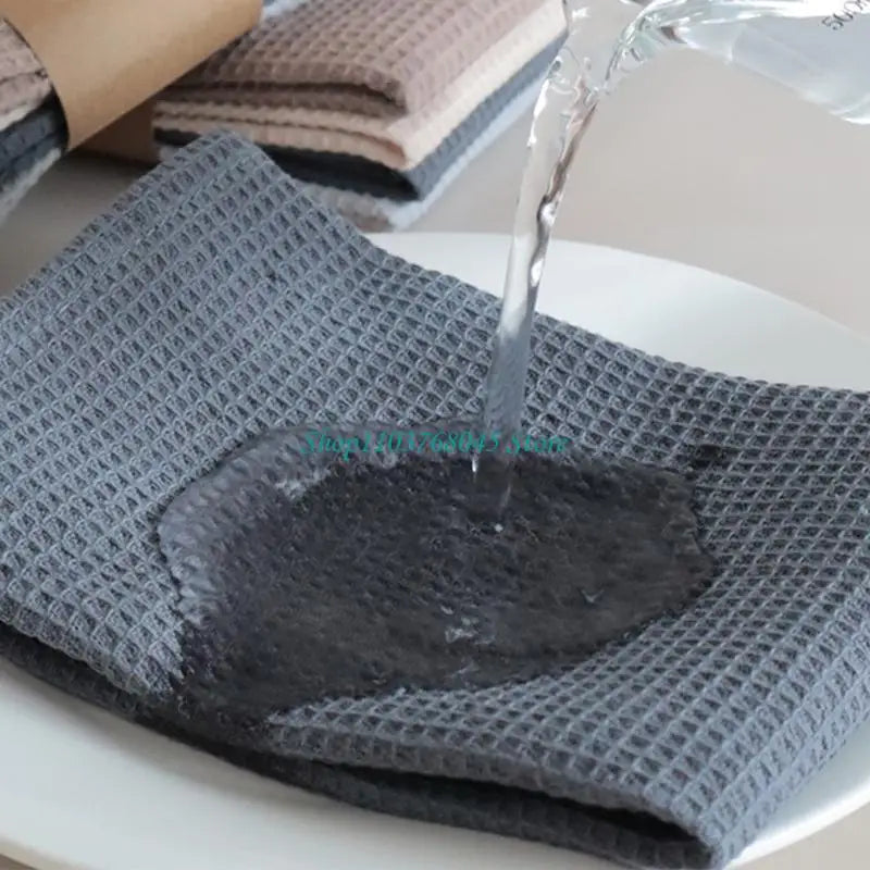 serviettes cuisine 100% coton gris beige bleu texture relief moderne crochets