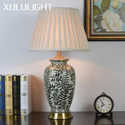 Lampe de chevet en céramique classique avec abat-jour tissu, décoration rétro pour chambre à coucher