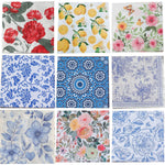 serviettes papier motif floral couleurs vives blanc bleu rouge jaune vert rose classique romantique