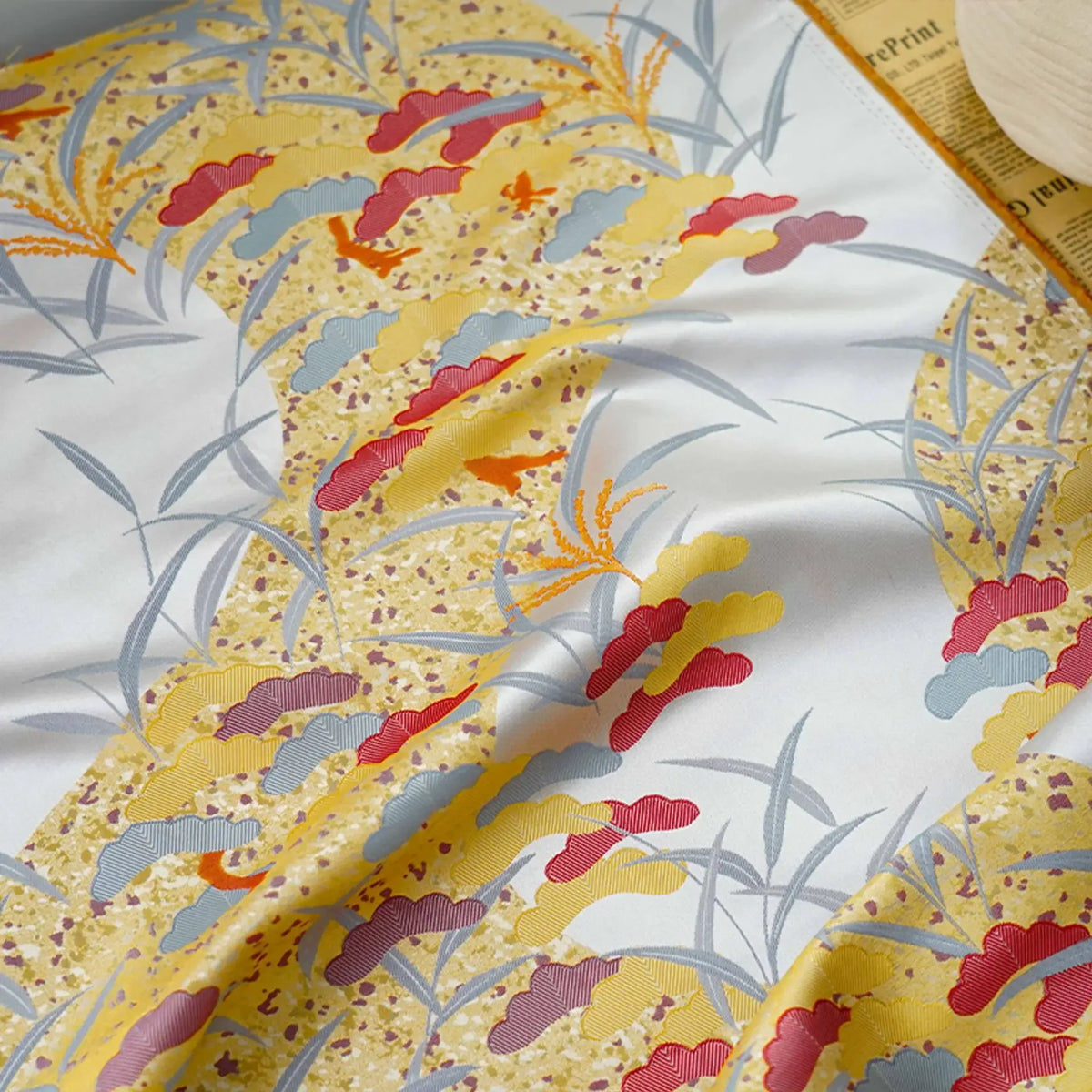 tissu imprimé moderne fleurs feuilles stylisées blanc jaune rouge gris orange polyester 165cm bricolage