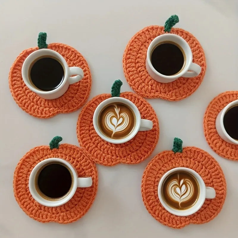 coasters crochetés forme citrouille orange automne décoration table main d'œuvre tissage artisanal