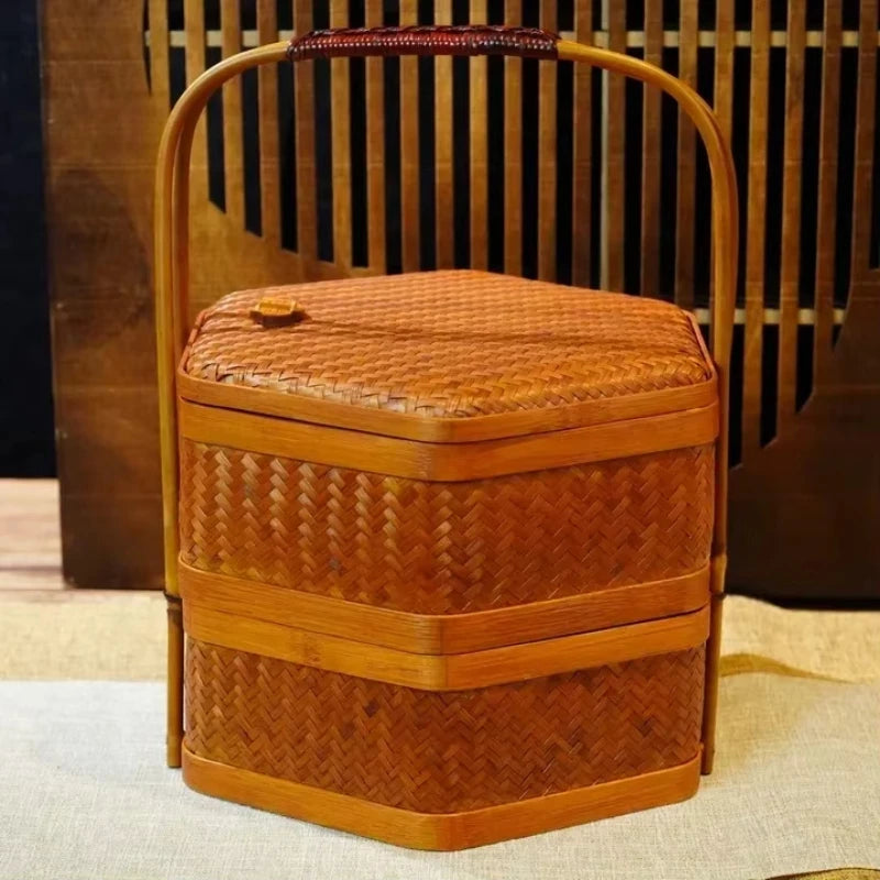 panier thé marron clair tissage rotin poignée traditionnel théière tasses blancs