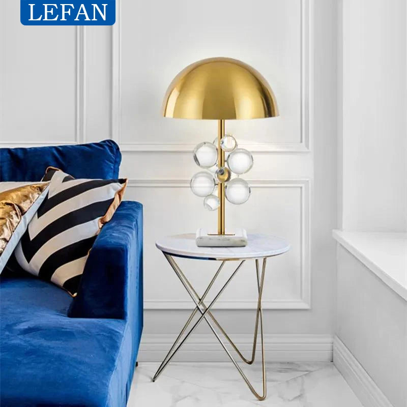 Lampe champignon blanche décoration intérieure