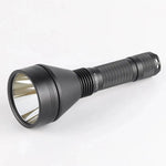 lampe torche noire rechargeable lumière intense 2000 lumens 500m distance aluminium