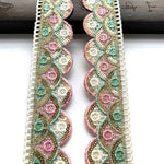 ruban décoratif dentelle 4cm large dorées motif floral blanc rose vert