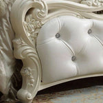 lit double rustique européen tufté blanc rose pâle ornements sculptés moderne chambre coucher