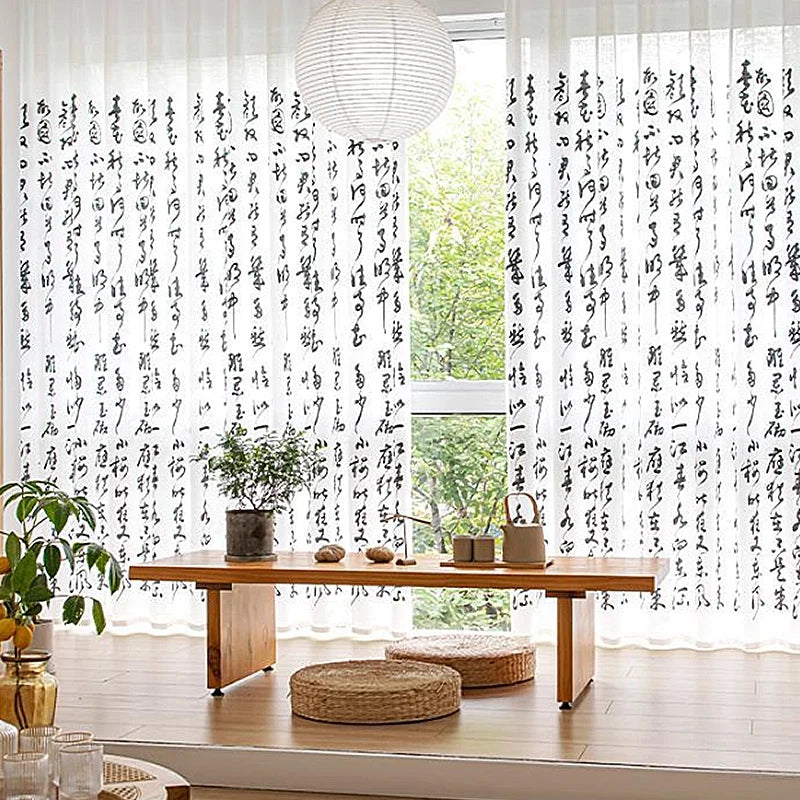 rideau transparent calligraphie noire moderne fenetre plissé polyester blanc minimaliste decoration interieur