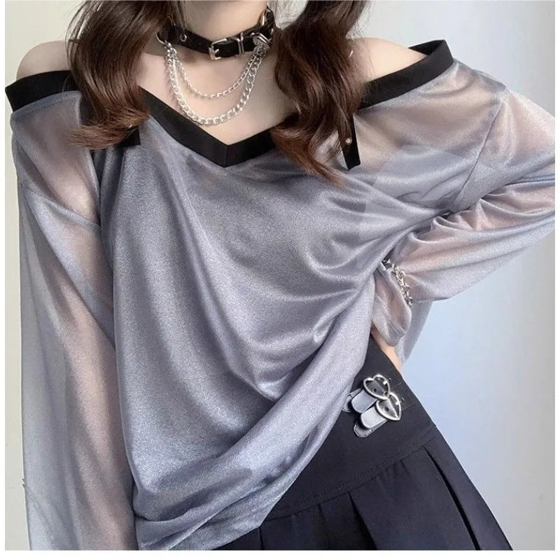 Haut gris translucide femmes bandes noires moderne cou fendu printemps été polyesters transparent
