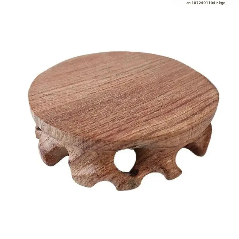 support bijoux bois artisanal marron clair foncé motifs sculptés rusticité