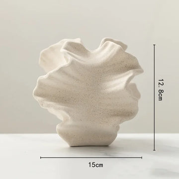 vase table céramique porcelaine blanc noir ondulé moderne organique fleuri chrysanthème calla pampa