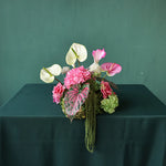 décoration événement mariage anniversaire hydrangea anthurium rose arrangement floral intérieur élégant moderne tropical vases