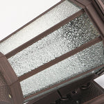 lampe murale extérieure classique marron foncé texture martelée verre opaque vintage éclairage balcon cour