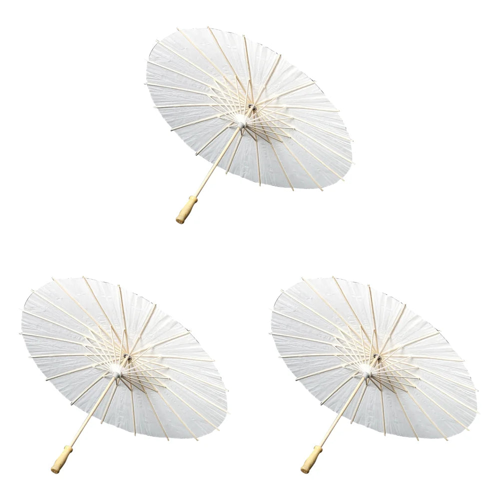 parapluie traditionnel blanc sans motif opacité vintage poignée bois résistant soleil