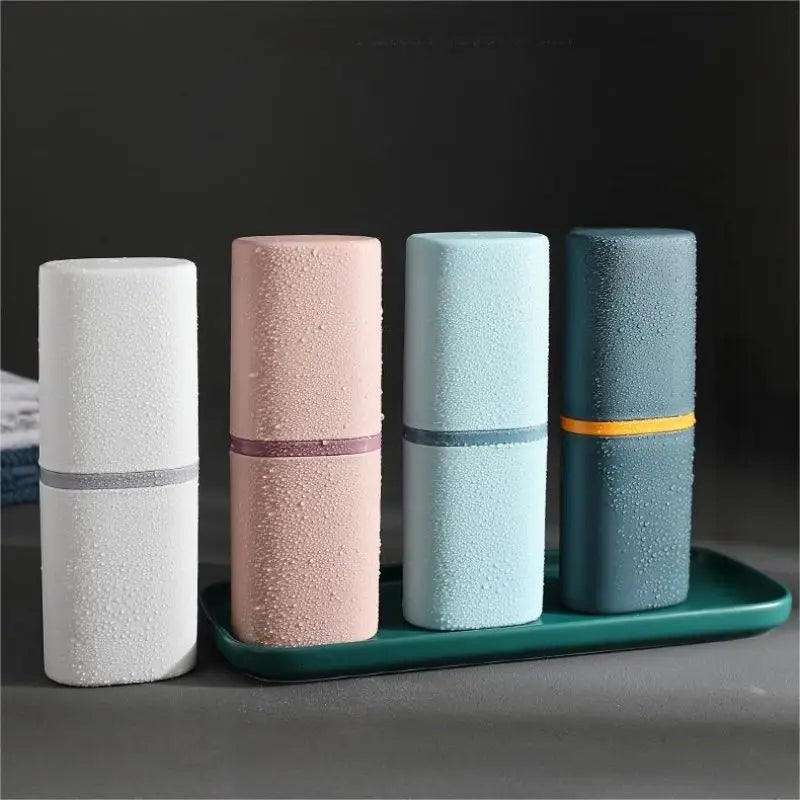 tasse pliable moderne brosse dents crème dentifrice blanc rose bleu gris texture goutte'eau