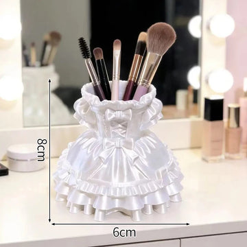 présentoir bijoux corset vintage rose noir blanc pinceaux maquillage fronces noeuds anime rangement féminin
