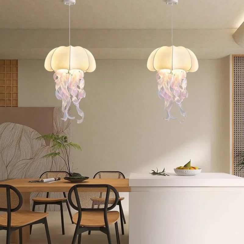 suspension lumineuse moderne soie blanc rose beige gris texture légèrement rugueuse