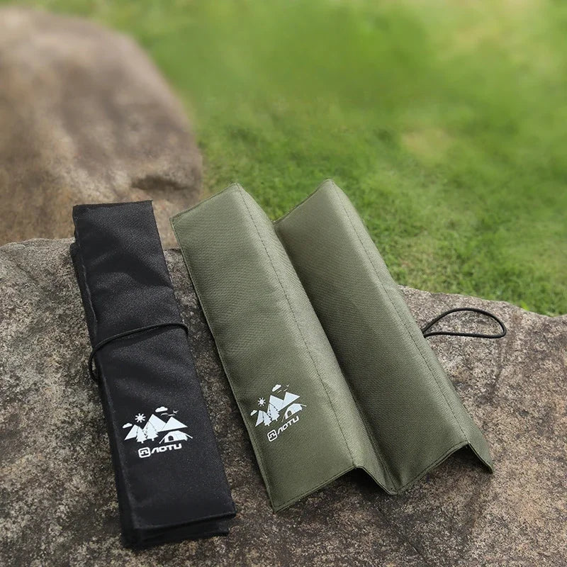 Sac crayons pliable pratique noir vert olive logo montagne soleil tissu ruban fixe compact