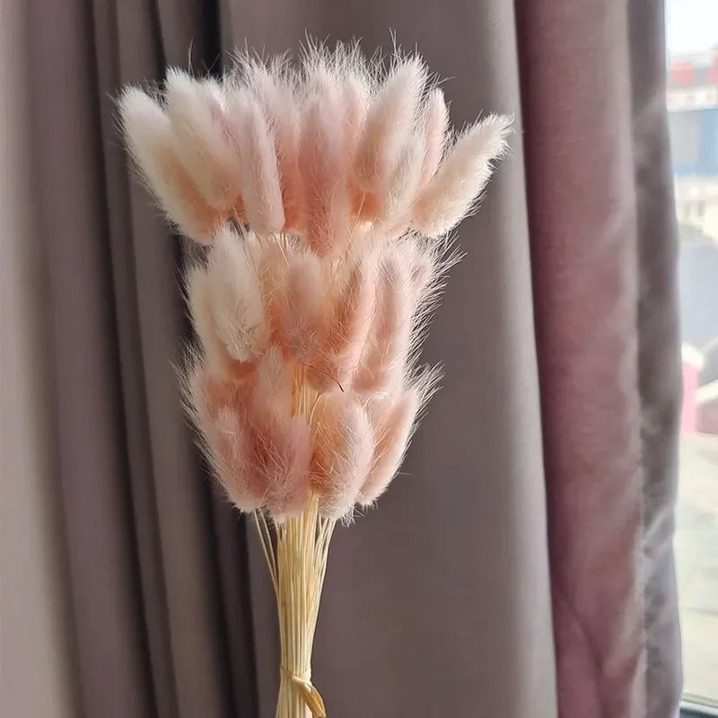 décoration intérieure bouquet plumes séchées rose pâle naturel rustique anniversaire baby shower chambre
