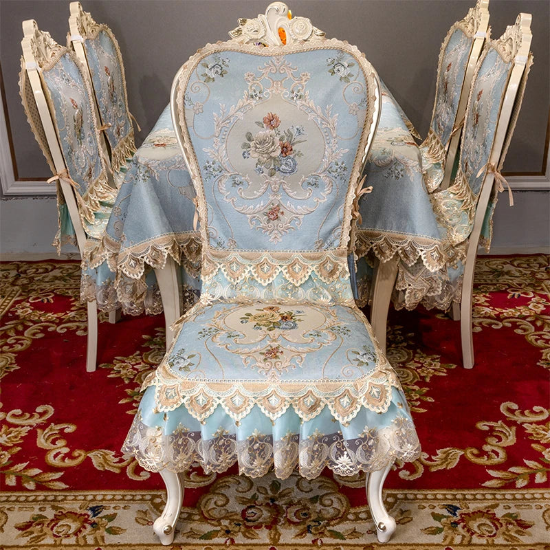 couvre chaise dentelle brodée baroque chaise mariage banquet bleu clair beige doré opaquesrubans
