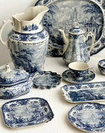 service thé céramique blanc bleu toile jouy poignées théière caféière soupière tasses
