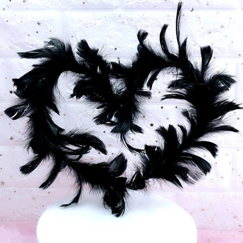 décoration mariage anniversaire couronne plumes blanc rose élégante occasion fête enfants