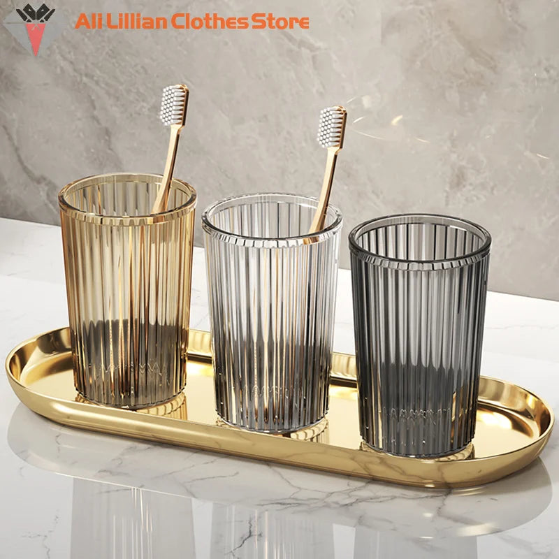 verres dents transparents moderne élégants rayures verticales couleurs doré vert olive gris fumé