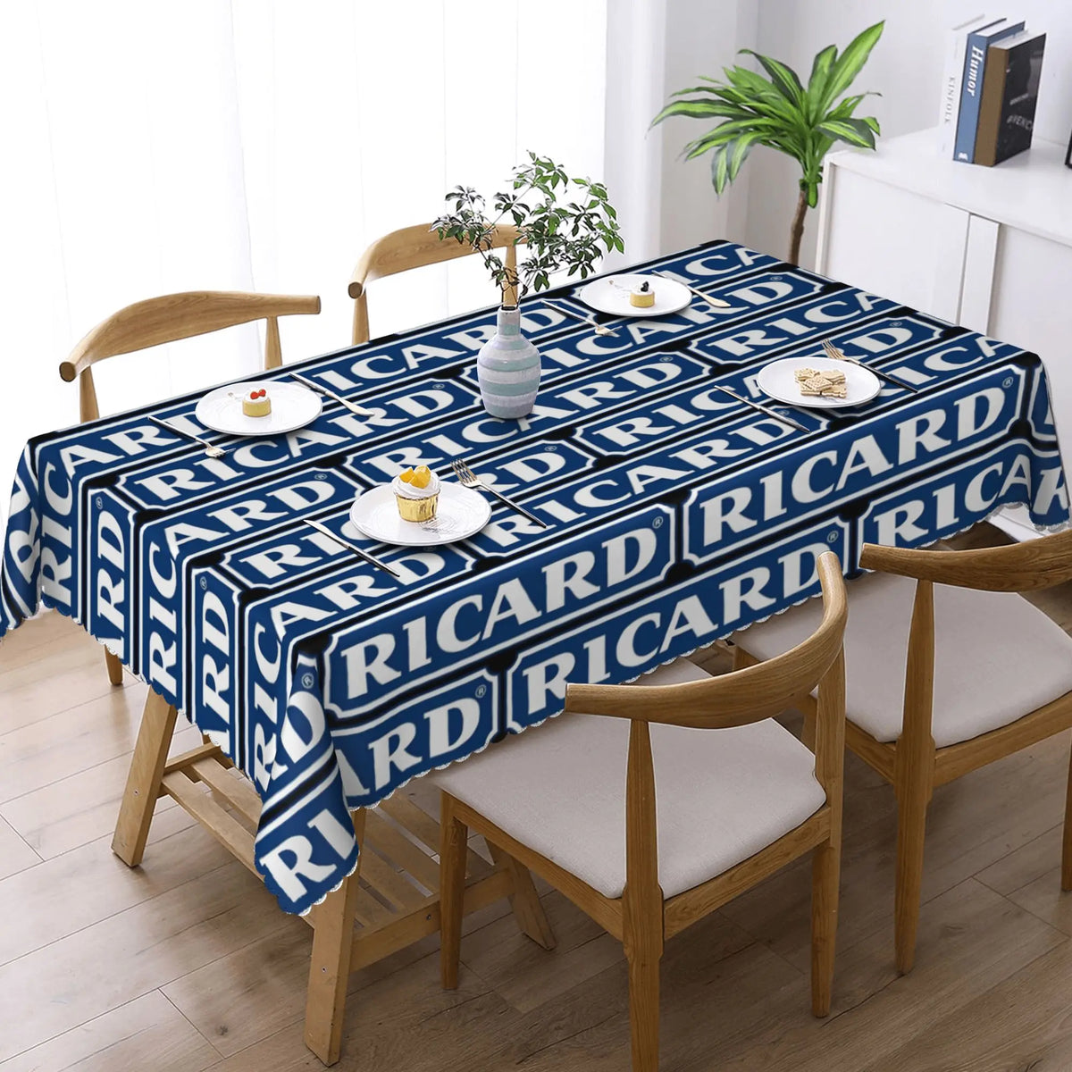nappe table bleu marine logo ricard moderne imperméable résistance taches 66x183cm