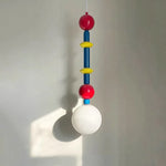 suspension moderne lampe verre colorées sphère translucide blanc rouge bleu jaune vert chambre enfants