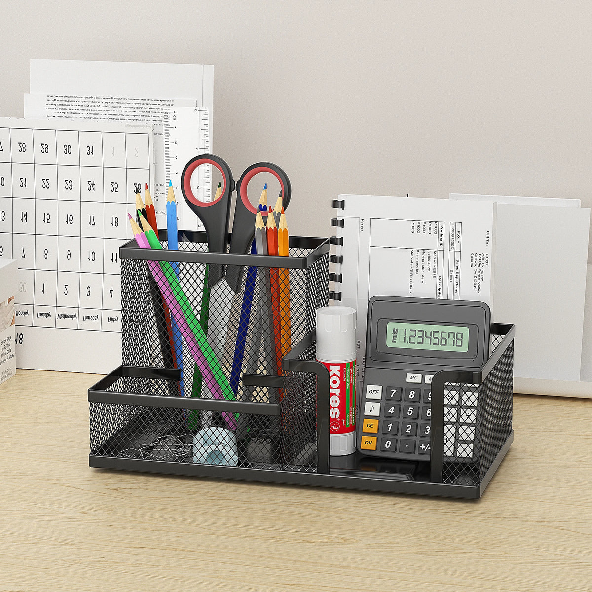Organisateur de bureau dans un espace de travail moderne