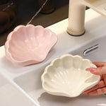 assiette savon coquillage moderne rose clair blanc salle bain rangement plateau opacité