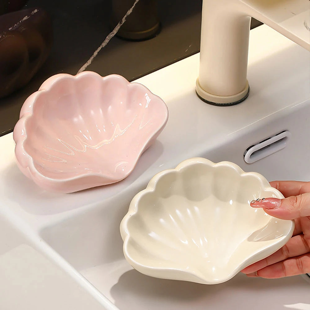 assiette savon coquillage moderne rose clair blanc salle bain rangement plateau opacité