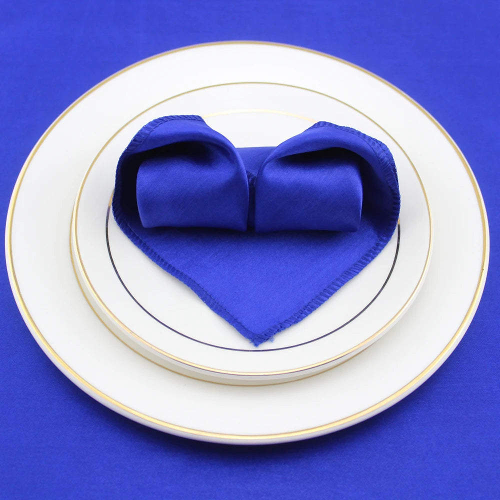 serviette table satin pliée forme coeur mariage décoration fête
