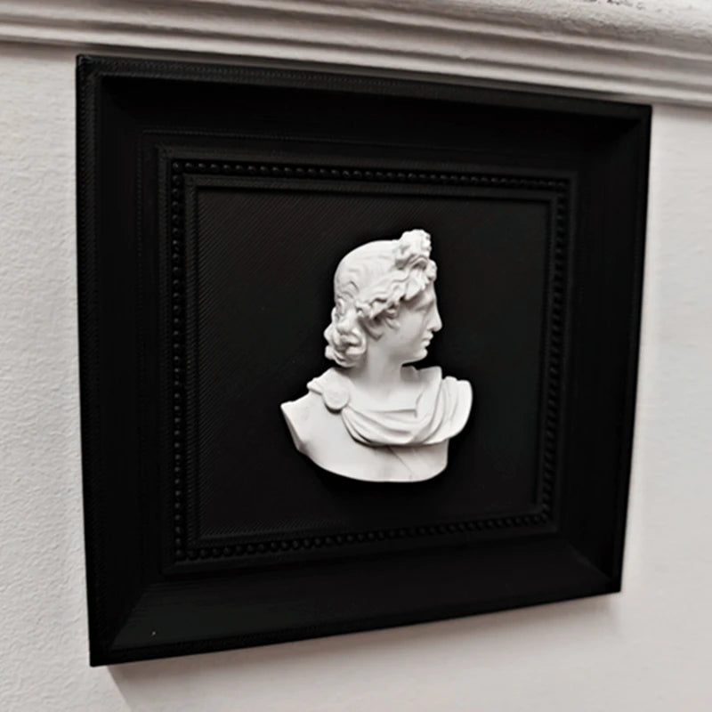 décoration murale buste apollo blanc sculpture classique cadre noir fixations