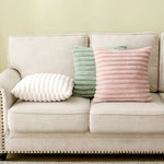 taies d'oreiller peluche rose vert blanc orange lit décoration moderne carré rectangle adhésif