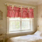 rideau rouge vichy semi transparent polyester dentelle blanche fenêtre rustique chambre cuisine