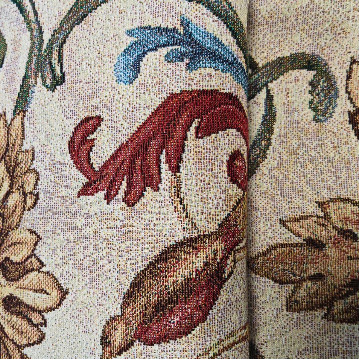 tapisserie murale coton floral baroque classique beige rouge verte bleue ornementations tringles tassels handwash