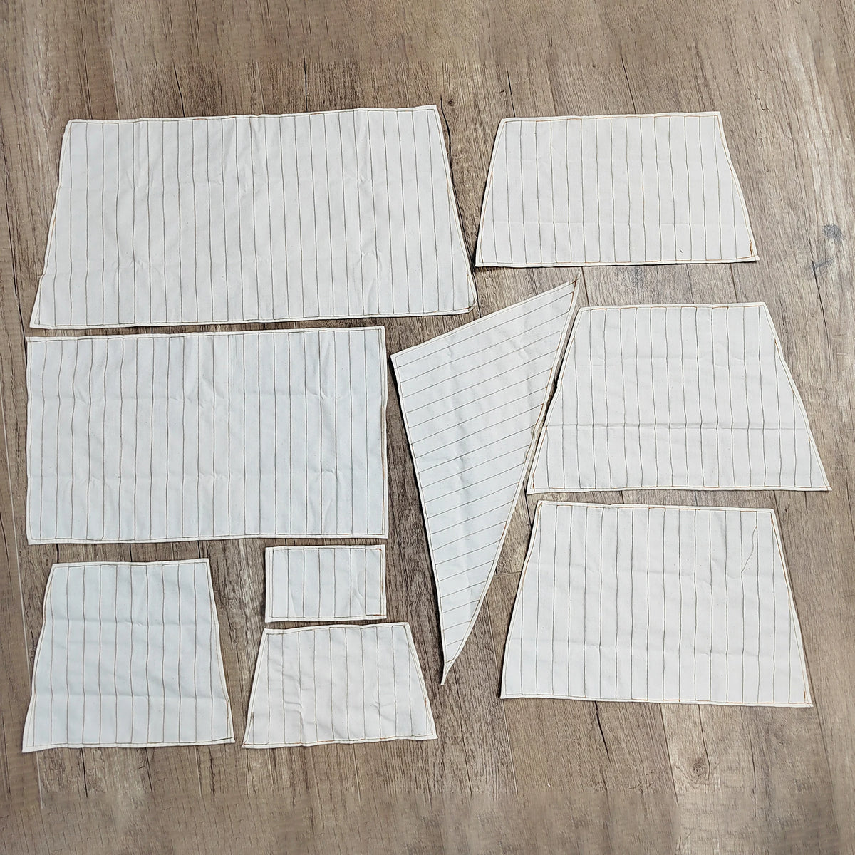 serviettes blanches rayées tissu classique maison navires ancien accessoire deco blanc tissu opacité
