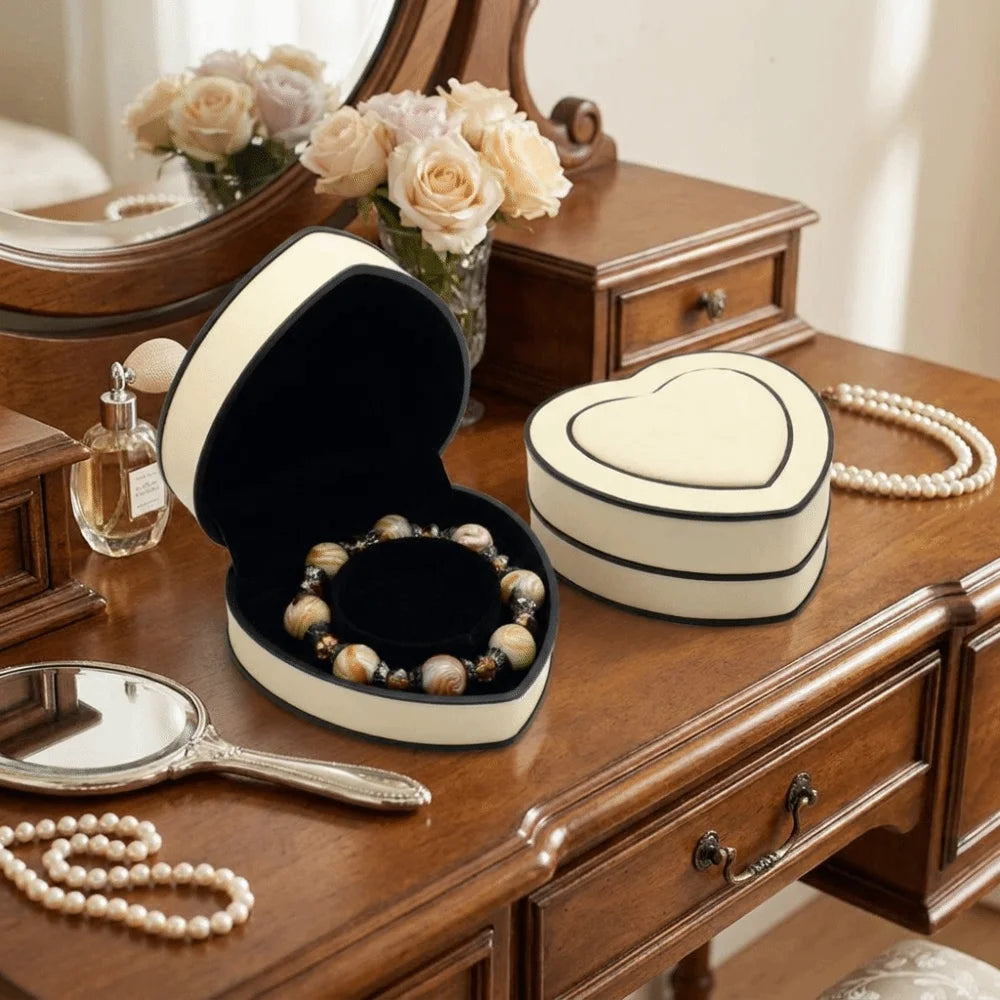 boîtes bijoux coeurs velours blanc noir rouge élégantes portables rangement cadeaux domestiques