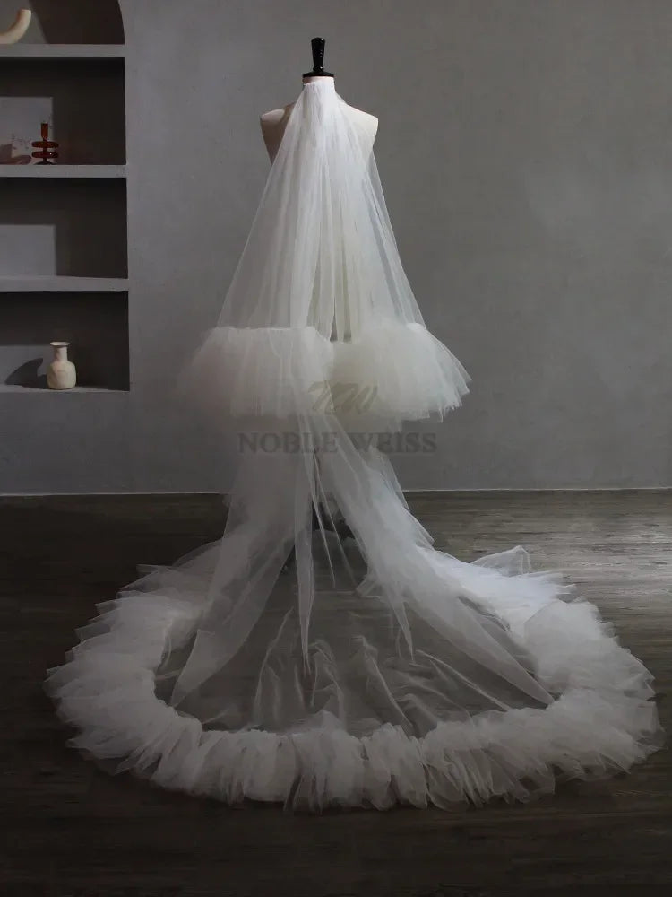 voile mariée blanc tulle deux couches bord coupé clips métalliques classique élégant femme