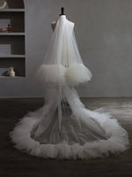 voile mariée blanc tulle deux couches bord coupé clips métalliques classique élégant femme