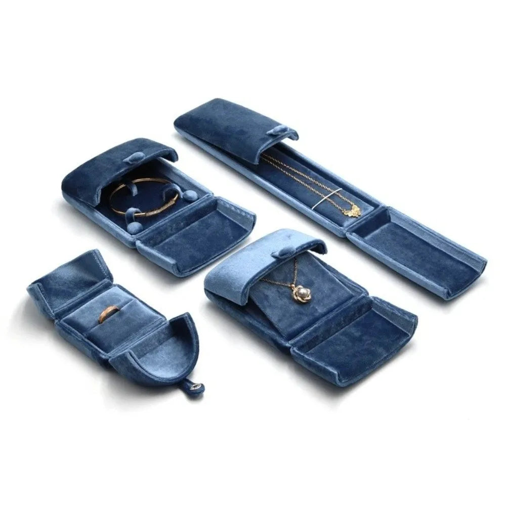 boîtes bijoux velours bleu moderne boutons pression rangement colliers bracelets boucles d'oreilles