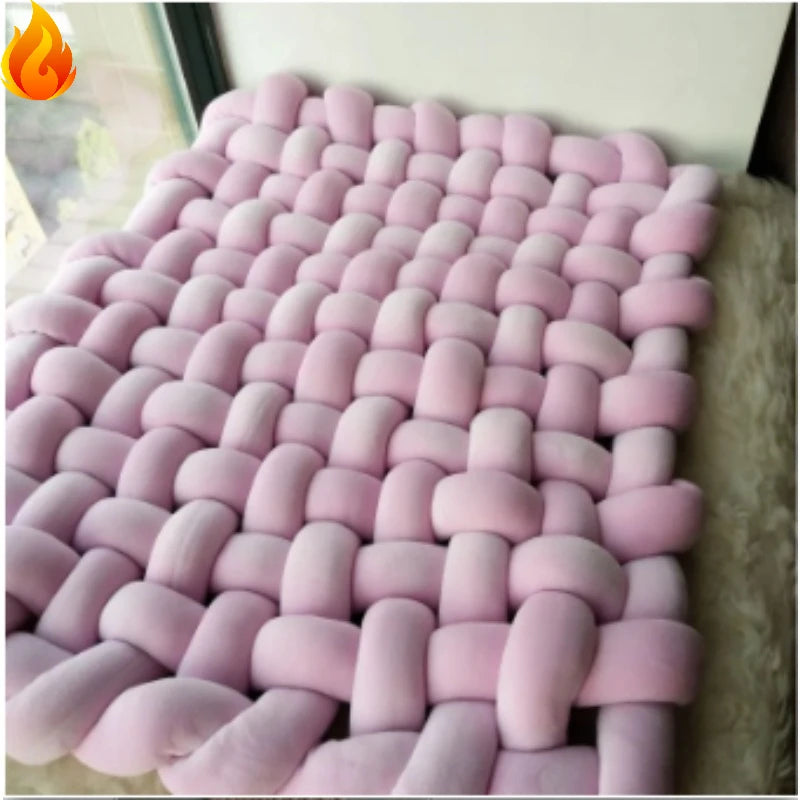 tapis jeu coton blanc rose motif géométrique moderne doux bébé