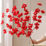 décoration intérieure bouquet fleurs artificielles rose naturel blanc orange rouge bleu vase minimaliste