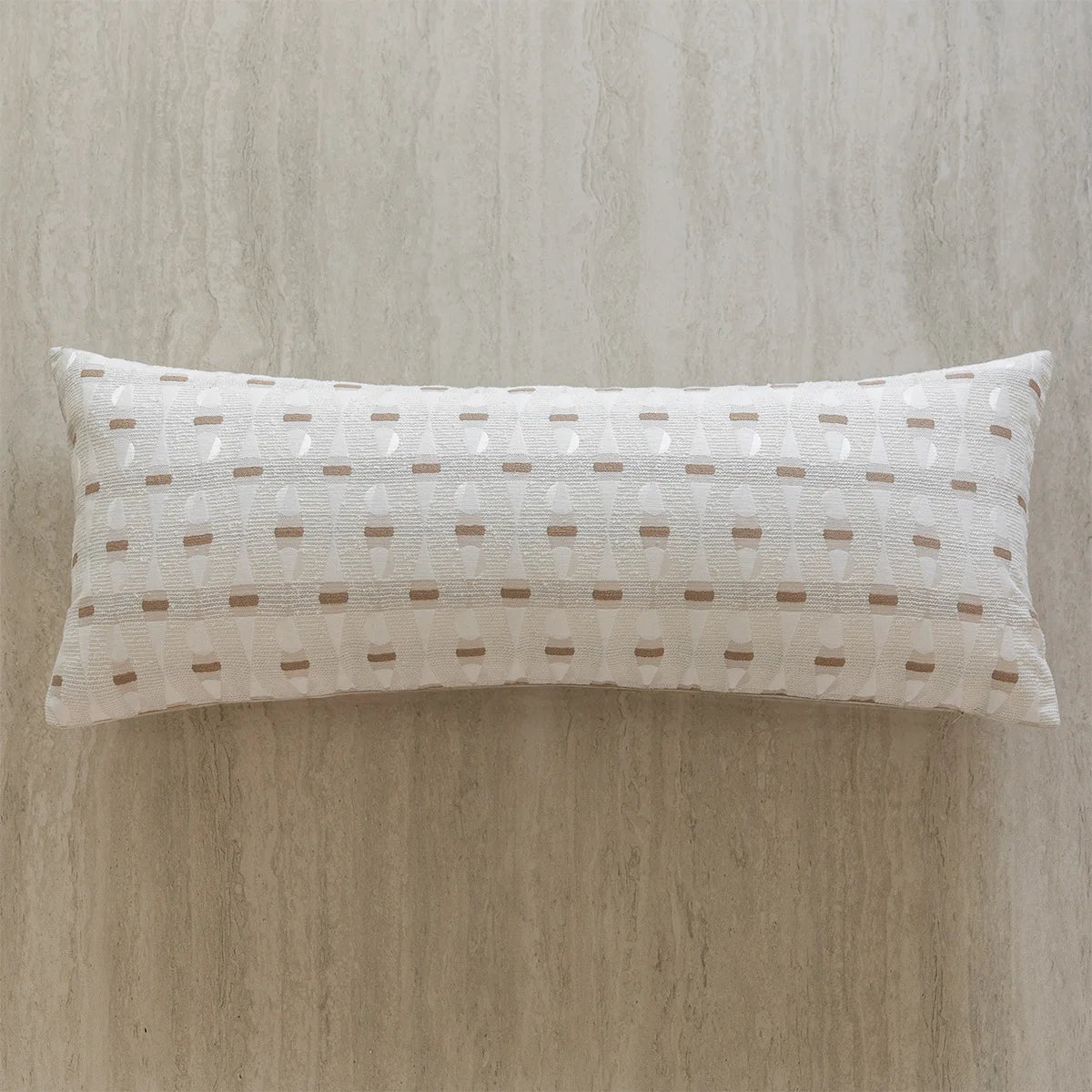 housse coussin rectangulaire polyester motif géométrique moderne décoration maison hospitalière beige clair