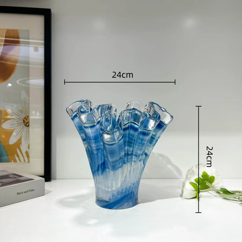 vase moderne bleu rayures horizontales artisanal transparent table décoration maison plateau fruits